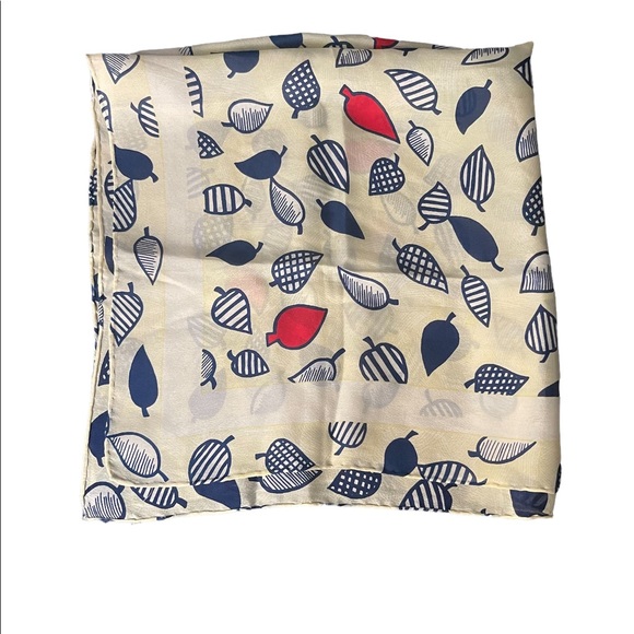 Bill Blass Vintage 22” by 22” Leaf Scarf - Picture 2 of 4